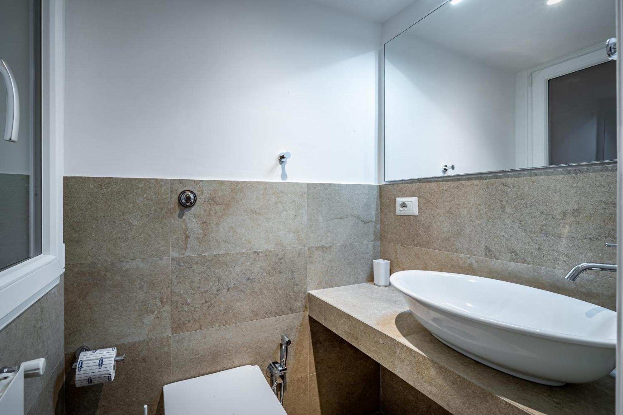 Yd Balcony On Pontevecchio View Apartment ฟลอเรนซ์ ภายนอก รูปภาพ